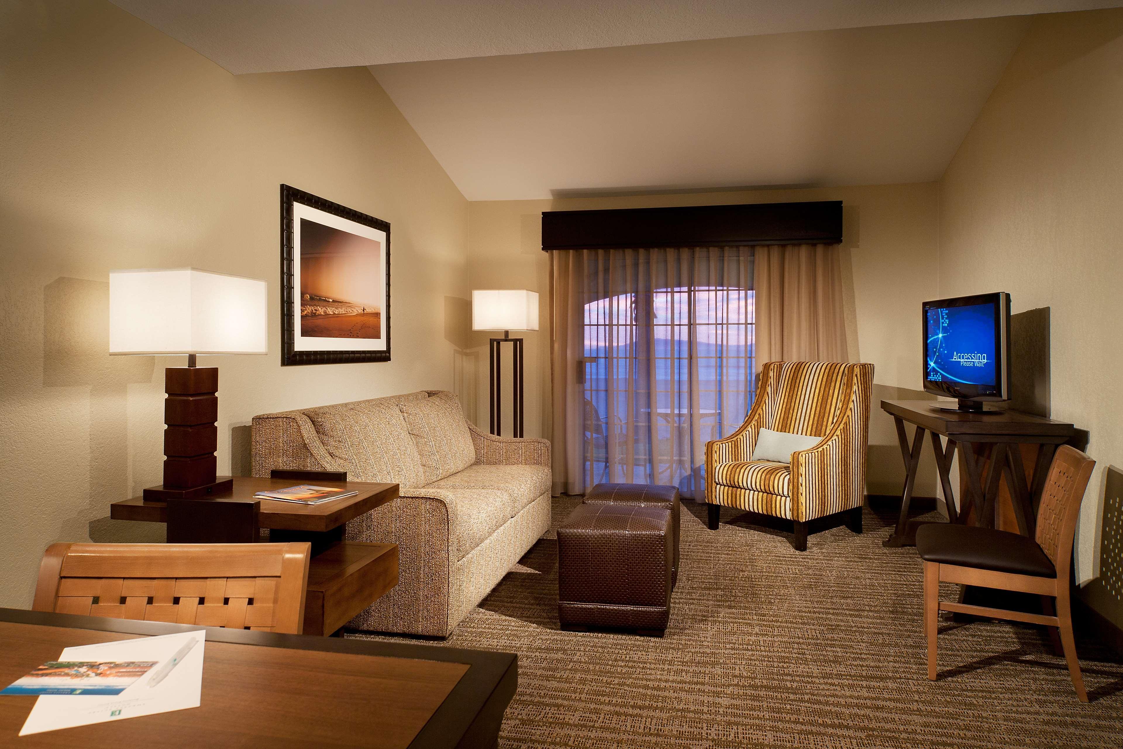أوكسنارد، كاليفورنيا فندق ومنتجع إمباسي سويتس ماندالاي بيتش الغرفة الصورة